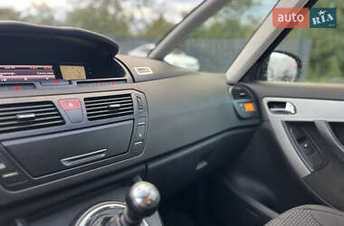 Микровэн Citroen C4 Picasso 2011 в 