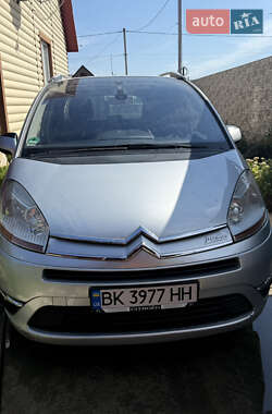 Микровэн Citroen C4 Picasso 2010 в 