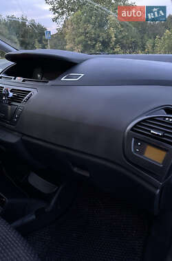 Микровэн Citroen C4 Picasso 2010 в 