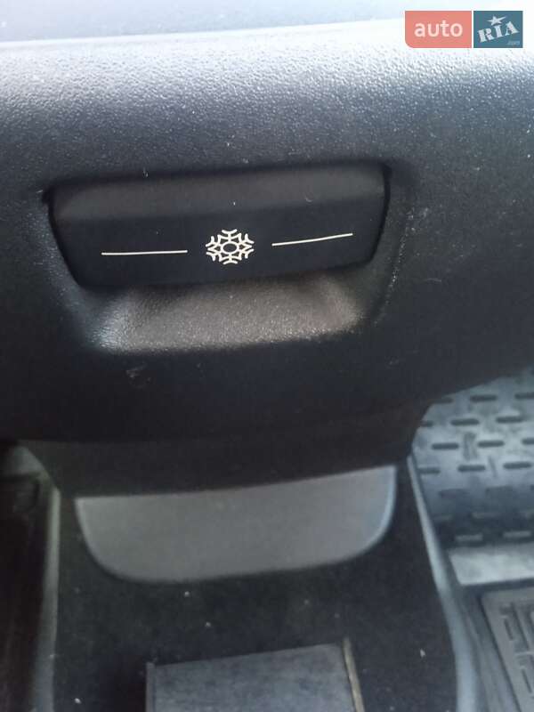 Микровэн Citroen C4 Picasso 2010 в Кропивницком фото 17 Микровэн Citroen C4 Picasso 2010 в Кропивницком