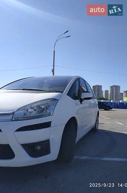 Микровэн Citroen C4 Picasso 2010 в 