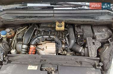 Микровэн Citroen C4 Picasso 2010 в 