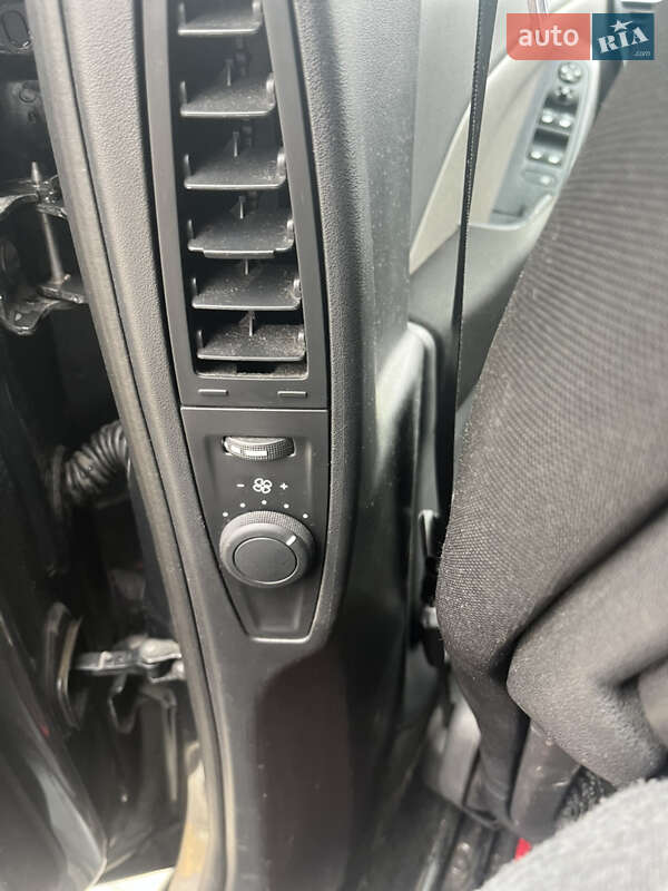 Мікровен Citroen C4 Picasso 2013 в Львові фото 13 Мікровен Citroen C4 Picasso 2013 в Львові