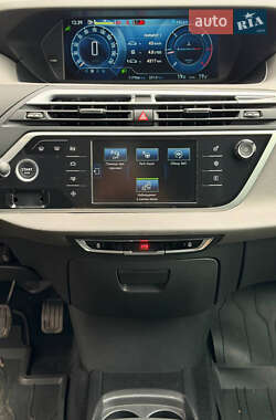 Мікровен Citroen C4 Picasso 2015 в  фото 18 Мікровен Citroen C4 Picasso 2015 в