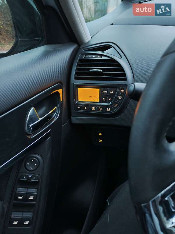 Мікровен Citroen C4 Picasso 2012 в Острозі фото 16 Мікровен Citroen C4 Picasso 2012 в Острозі