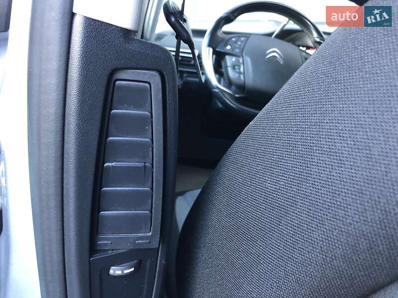 Мікровен Citroen C4 Picasso 2015 в Львові фото 60 Мікровен Citroen C4 Picasso 2015 в Львові