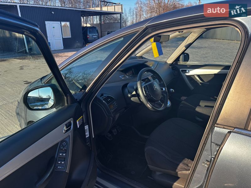 Микровэн Citroen C4 Picasso 2011 в Пулинах