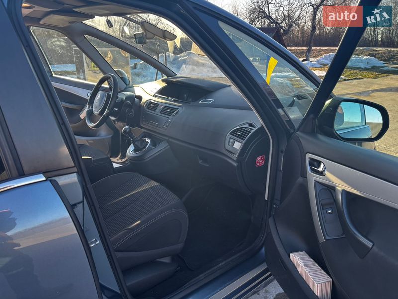 Микровэн Citroen C4 Picasso 2011 в Пулинах