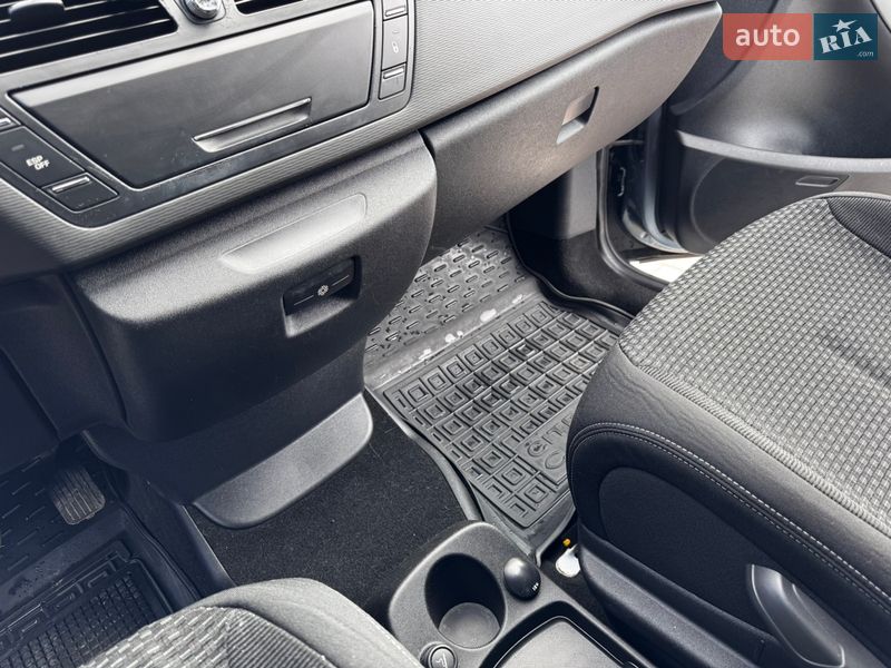 Минивэн Citroen C4 Picasso 2007 в Тернополе фото 27 Минивэн Citroen C4 Picasso 2007 в Тернополе