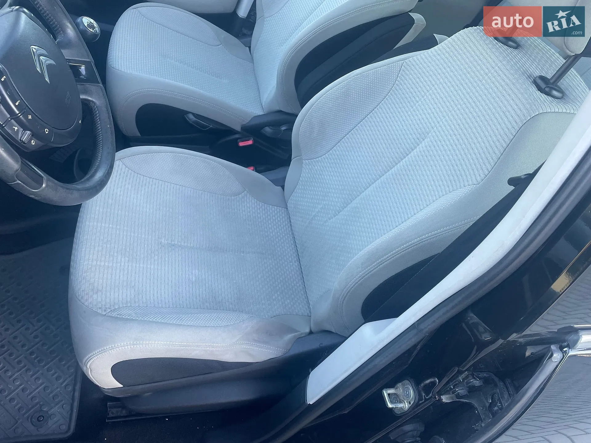 2012 Citroen C4 Picasso - мініатюра 21