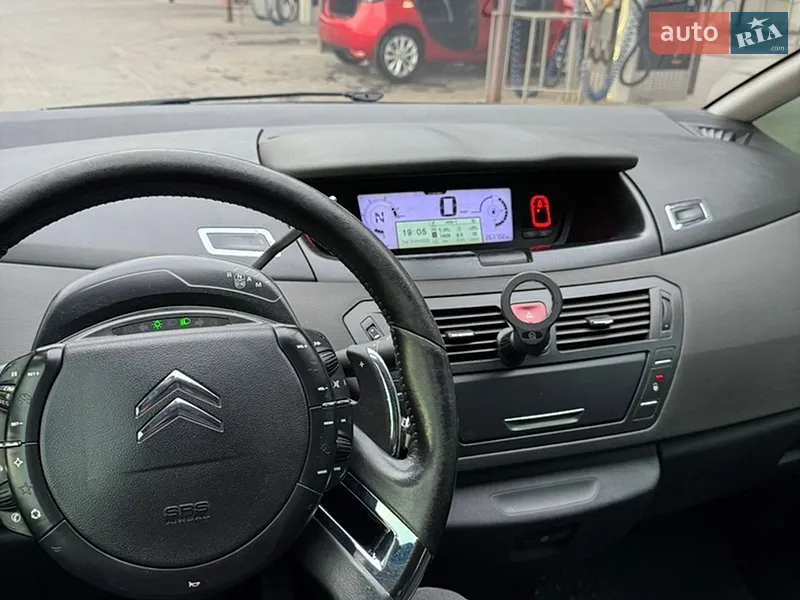 Citroen C4 Picasso 2010 VIN VF7UD9HZHAJ803763 фото оголошення 30 з 58