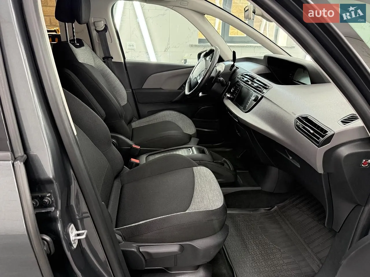 2016 Citroen C4 Picasso - мініатюра 30