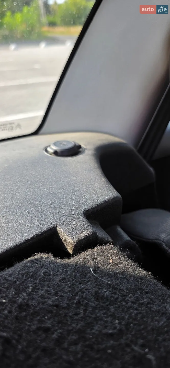 2010 Citroen C4 Picasso - мініатюра 30