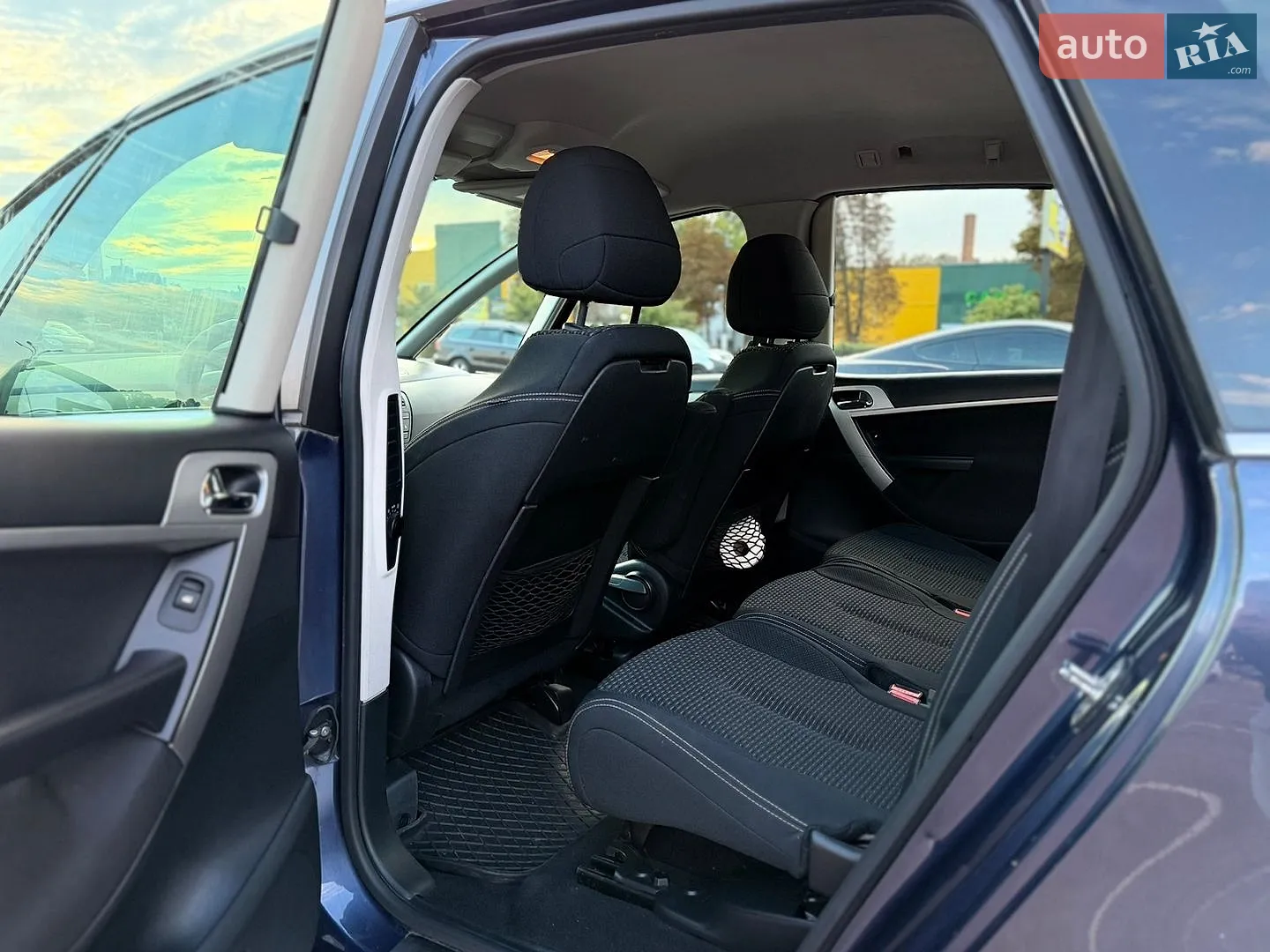 2011 Citroen C4 Picasso - мініатюра 18