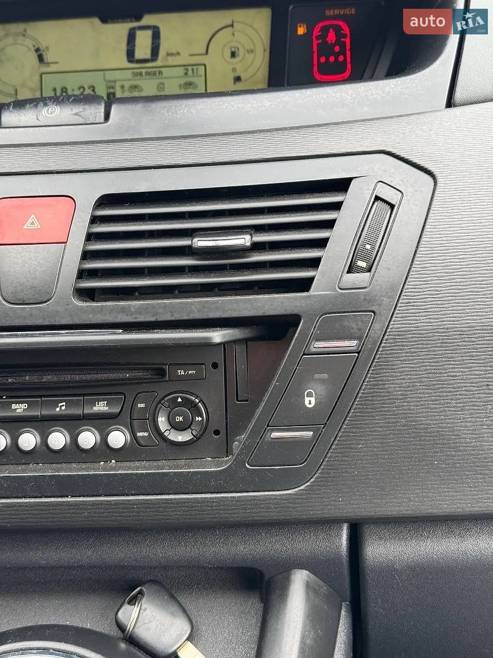 2012 Citroen C4 Picasso - мініатюра 29