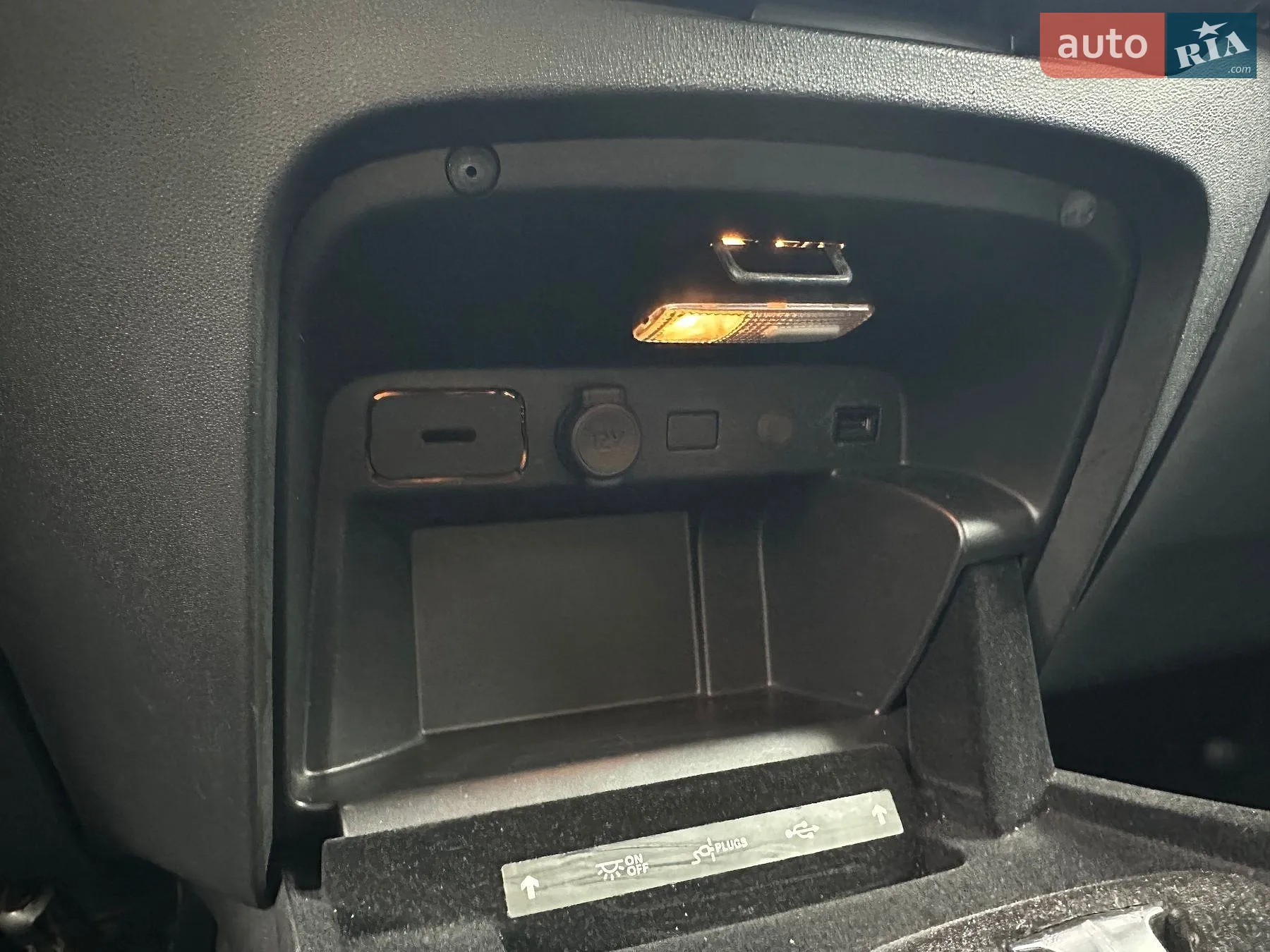 2021 Citroen C4 SpaceTourer - мініатюра 35