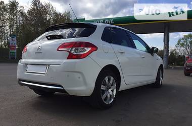 Хэтчбек Citroen C4 2012 в Ивано-Франковске