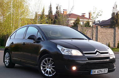 Хэтчбек Citroen C4 2006 в Ровно