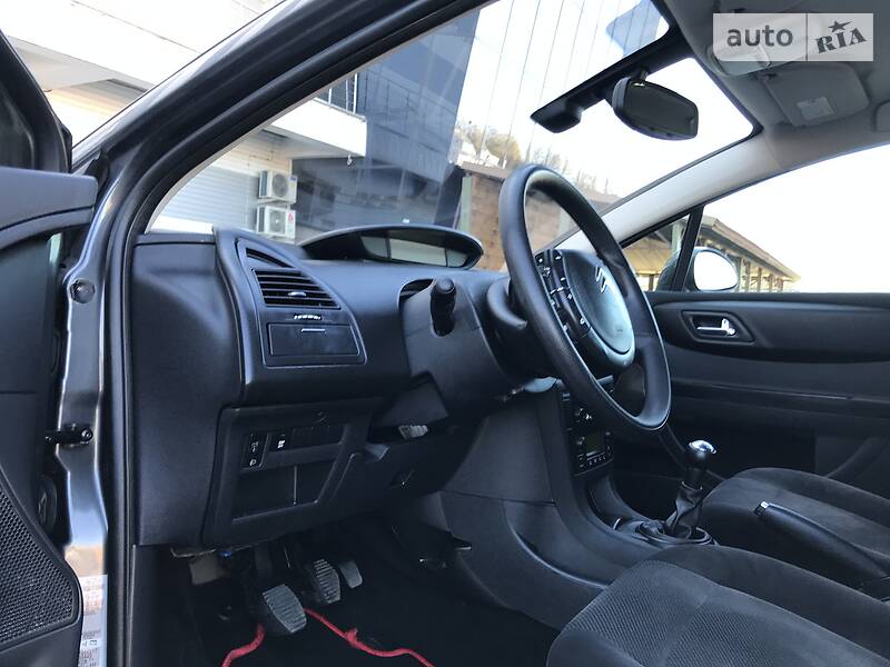 Седан Citroen C4 2009 в Житомире