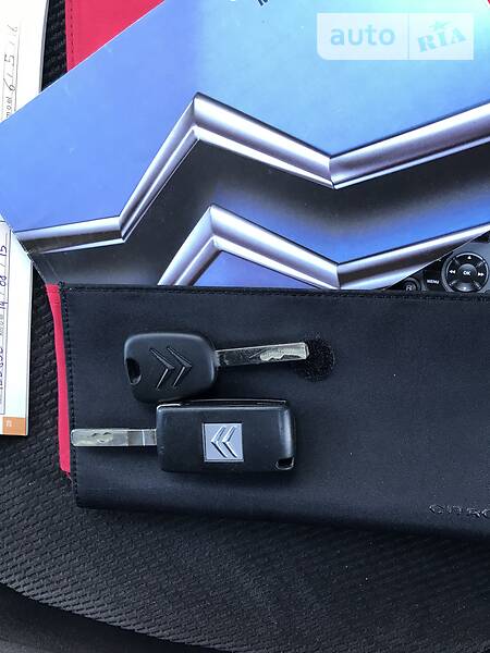 Седан Citroen C4 2009 в Житомире