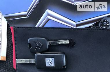 Седан Citroen C4 2009 в 