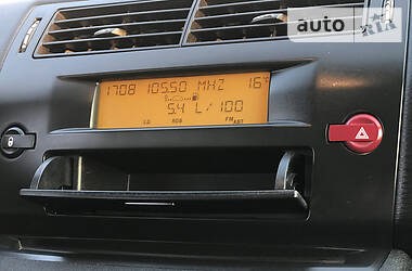 Хетчбек Citroen C4 2008 в 