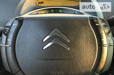 Хетчбек Citroen C4 2008 в 