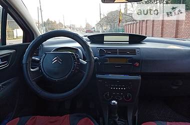 Хетчбек Citroen C4 2008 в 