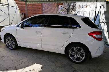 Хэтчбек Citroen C4 2014 в Хмельницком