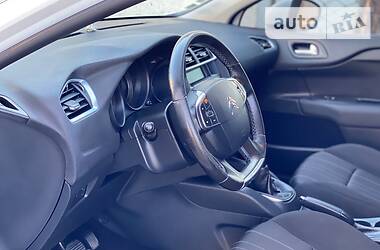 Хетчбек Citroen C4 2012 в 