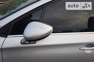 Хетчбек Citroen C4 2014 в 