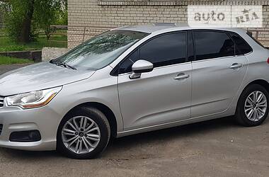 Хетчбек Citroen C4 2014 в 