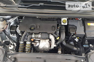 Хетчбек Citroen C4 2014 в 