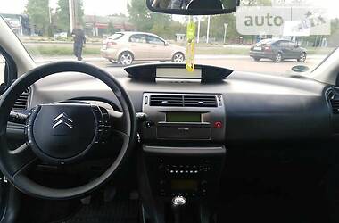 Хэтчбек Citroen C4 2010 в Кропивницком