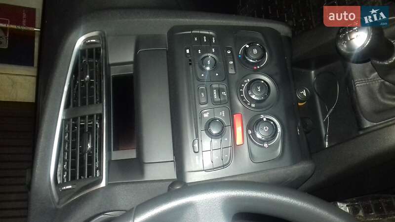 Хэтчбек Citroen C4 2012 в Бережанах
