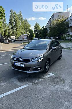 Хэтчбек Citroen C4 2016 в Киеве