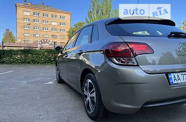 Хэтчбек Citroen C4 2016 в Киеве