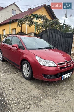 Хэтчбек Citroen C4 2008 в 