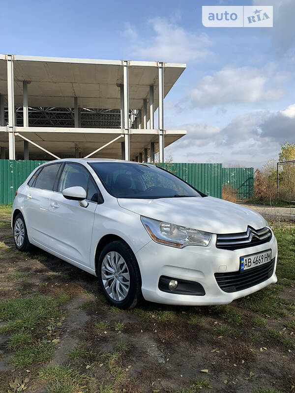 Хэтчбек Citroen C4 2012 в Виннице