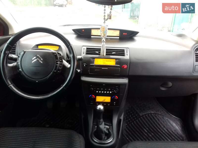 Хэтчбек Citroen C4 2007 в Полонном фото 10 Хэтчбек Citroen C4 2007 в Полонном