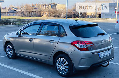 Хетчбек Citroen C4 2012 в Кам'янському