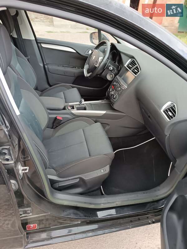 Хетчбек Citroen C4 2013 в Романіву