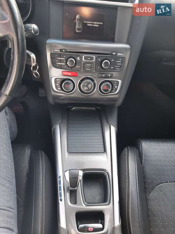 Хэтчбек Citroen C4 2013 в Тячеве