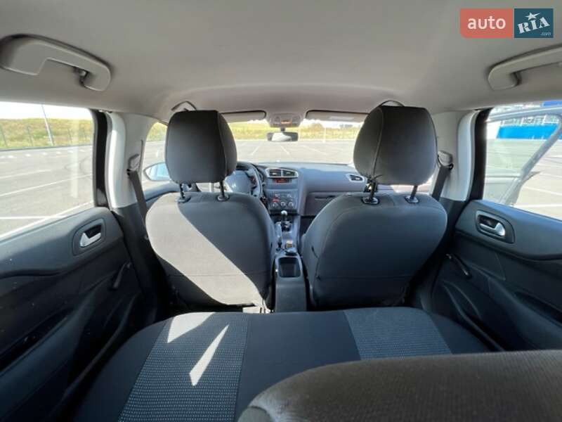 Хетчбек Citroen C4 2013 в Рівному
