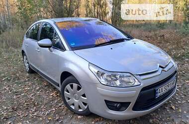 Хэтчбек Citroen C4 2010 в Краснограде