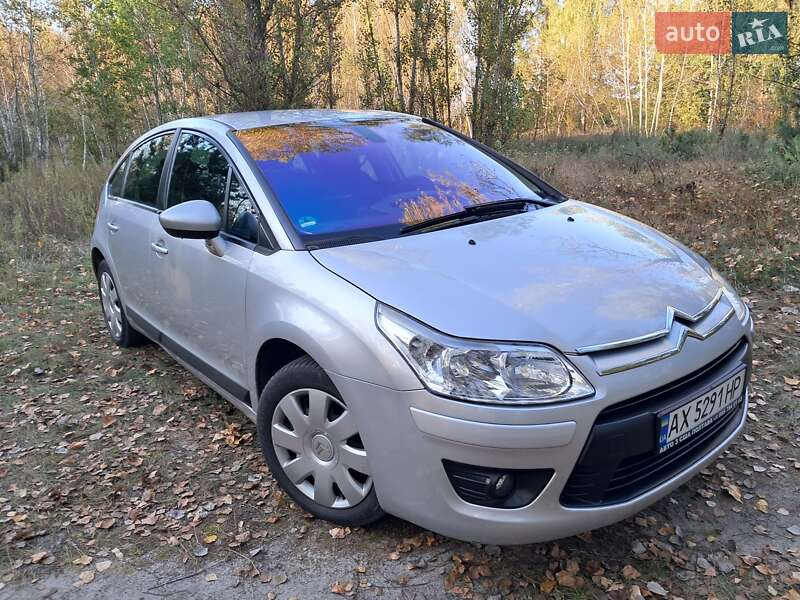 Хэтчбек Citroen C4 2010 в Краснограде