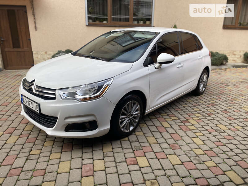 Хетчбек Citroen C4 2011 в Мукачевому