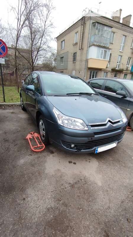 Хэтчбек Citroen C4 2006 в Запорожье