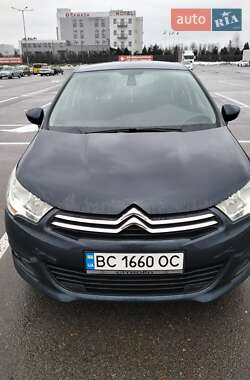 Хэтчбек Citroen C4 2013 в 
