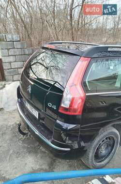 Хэтчбек Citroen C4 2009 в 
